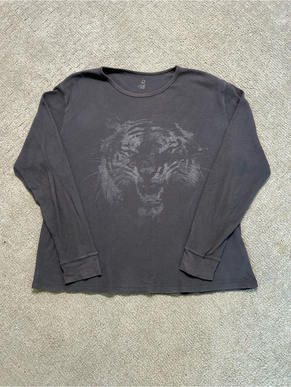 J Ferrar Men Shirt Gray Graphic Jungle Tiger Y2K Grunge Thermal Waffle Knit Sz L